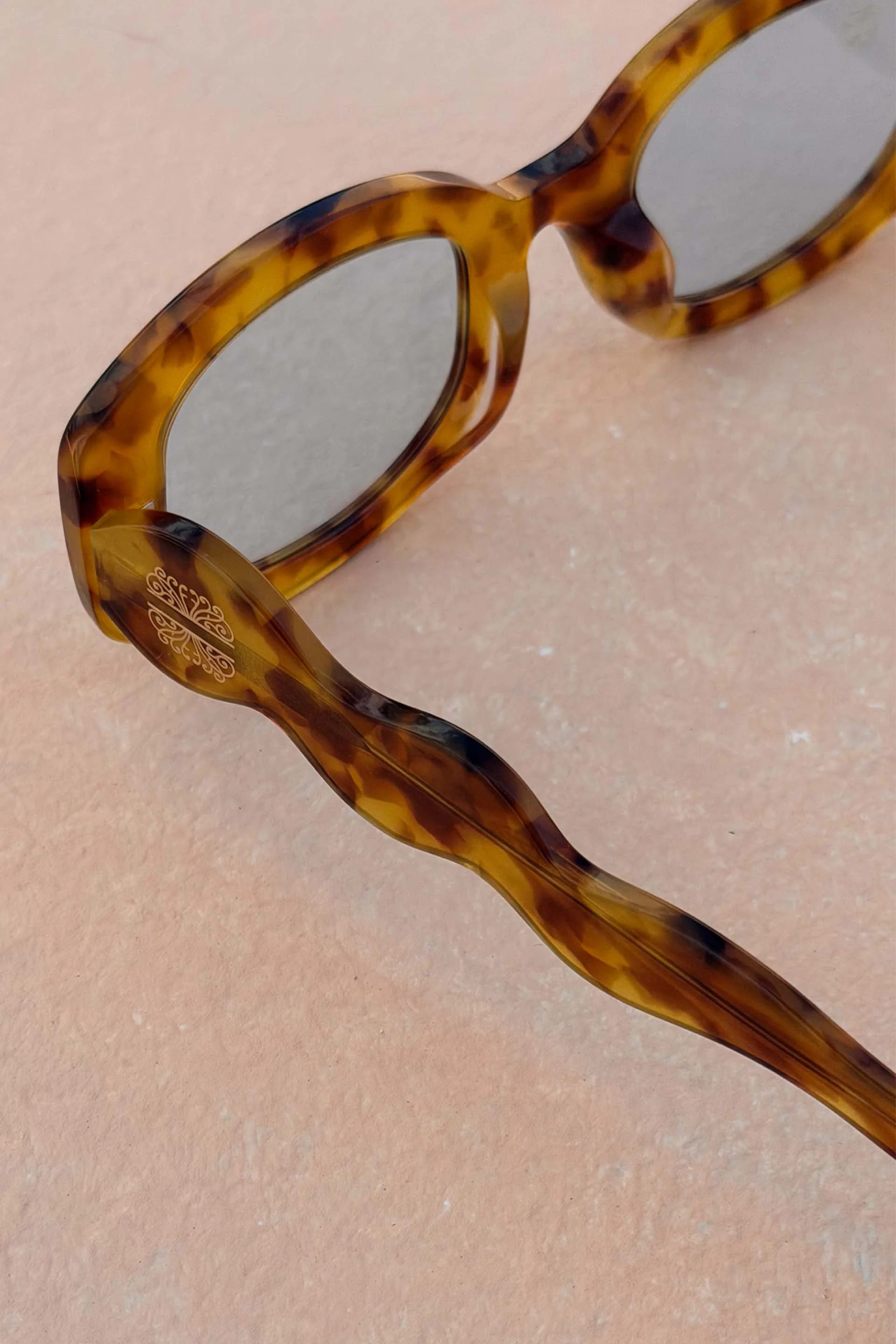 Yellow Tort Wiggle Arm Sunglasses - Image 3